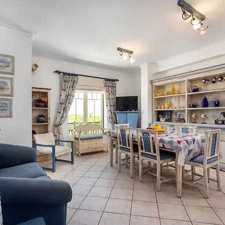 Wonderful Flats With Pool By Host Wise * Αλμπουφέιρα